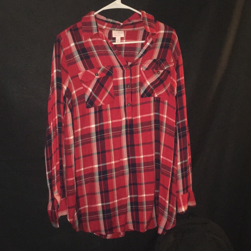 I am selling a long shirt long sleeve